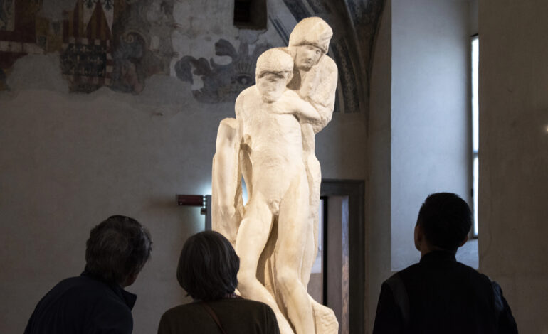 Pietà Rondanini di Michelangelo, opera esposta al Castello Sforzesco di Milano