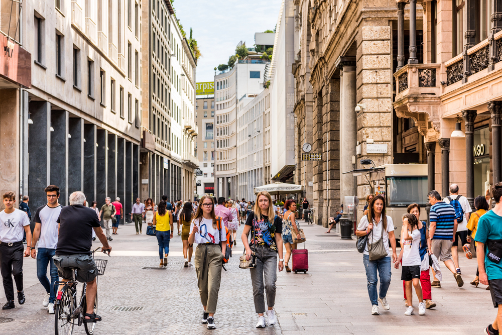 Retail a Milano, nuovi brand e trasformazione delle vie dello shopping